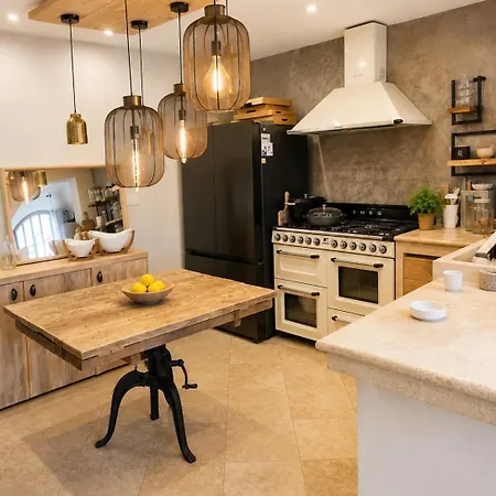 Villa Les Hauts De Constance, Swimming Pool & Antibes